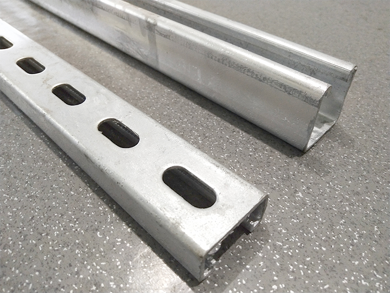 Factory of Aluminum Alloy Flat/Tin/Tile/Pitched Rooftop/Ground/Farmland/Carport/Greenhouse/Agriculture Photovoltaic Panel Solar Mounting Rack Brackets
